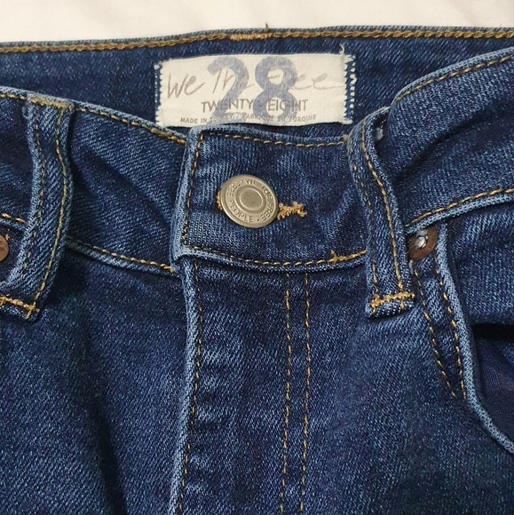 We The Free High Rise Skinny Jeans Jeggings Raw Hem Dark Wash - Picture 4 of 6